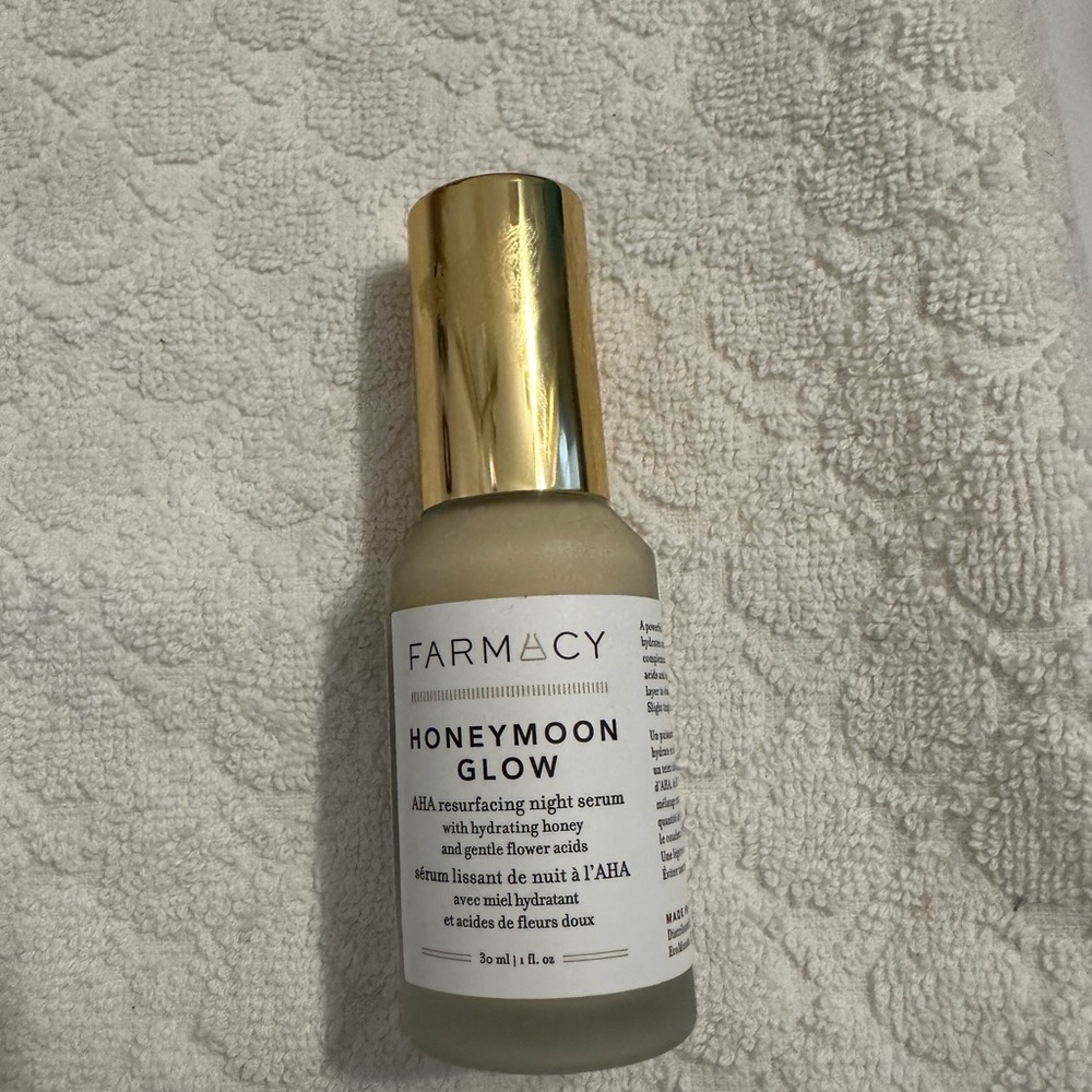Farmacy Honeymoon Glow AHA Resurfacing Night Serum